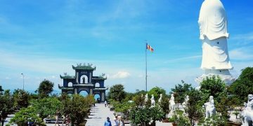 Xe Đà Nẵng đi Chùa Linh Ứng